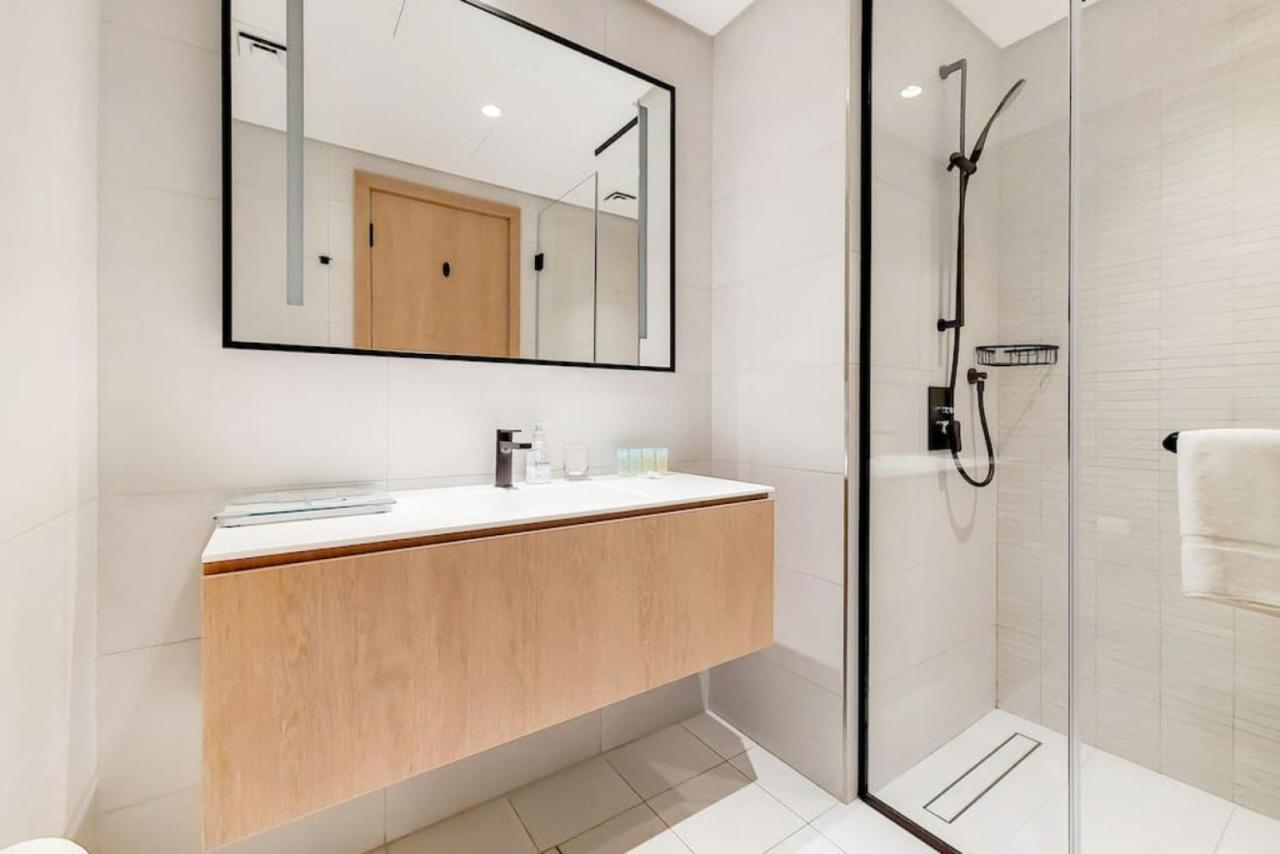 Marquise Square Tower, Business Bay - Bright Studio Dubai Eksteriør billede